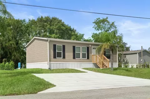 Exterior - 9542 SE 57th Dr, Okeechobee, FL 34974 photo 2 of 2