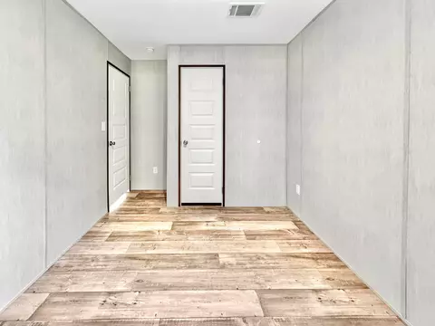 Bedroom - 9542 SE 57th Dr, Okeechobee, FL 34974 photo 6 of 6