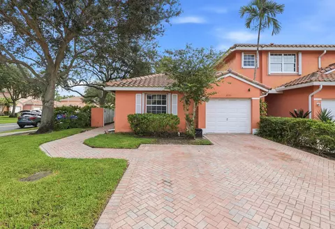 3990 NW 91st Ter, Sunrise, FL 33351