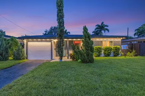 4670 NE 4th Ave, Oakland Park, FL 33334