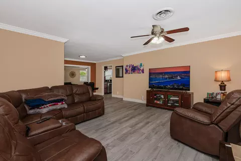 1820 N 46th Ave, Hollywood, FL 33021