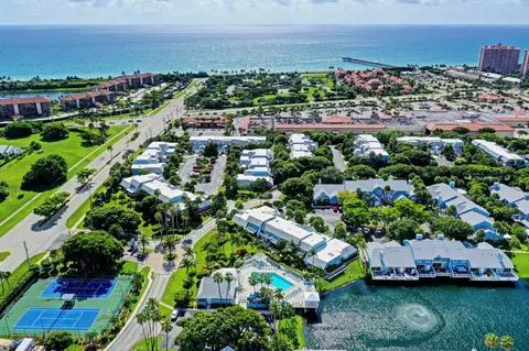 View/Area - 706 Ocean Dunes Cir, Jupiter, FL 33477 photo 8 of 11
