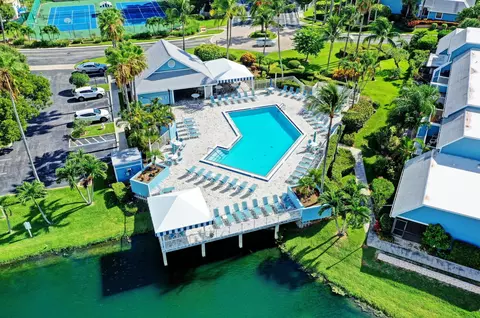 Exterior - 706 Ocean Dunes Cir, Jupiter, FL 33477 photo 11 of 16