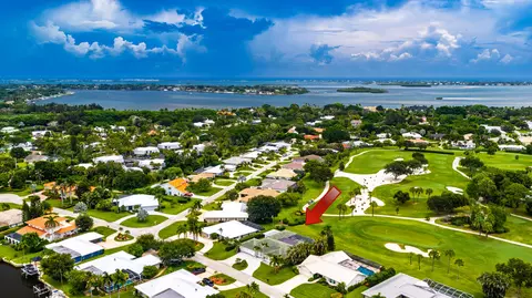 View/Area - 3273 SE Fairway E, Stuart, FL 34997 photo 5 of 8