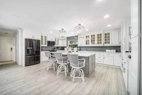 Kitchen - 3273 SE Fairway E, Stuart, FL 34997 photo 1 of 2