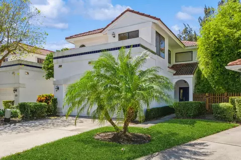 5504 Fox Hollow Dr, Boca Raton, FL 33486