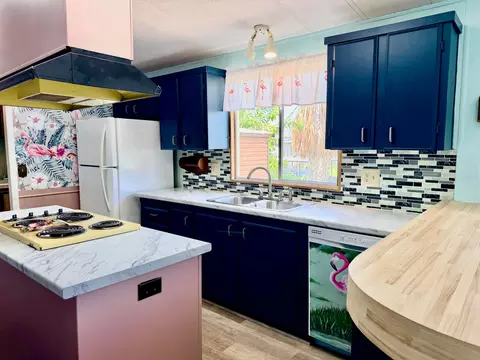 Kitchen - 2301 SE 33rd St, Okeechobee, FL 34974 photo 1 of 3