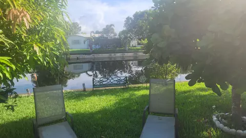 7107 NW 73rd St, Tamarac, FL 33321