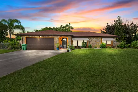 104 W Aldea St, Port Saint Lucie, FL 34952