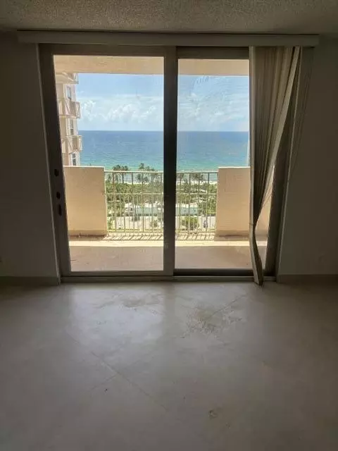 1865 S Ocean Dr, Hallandale Beach, FL 33009