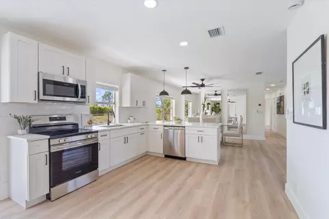 2840 Dorson Way, Delray Beach, FL 33445