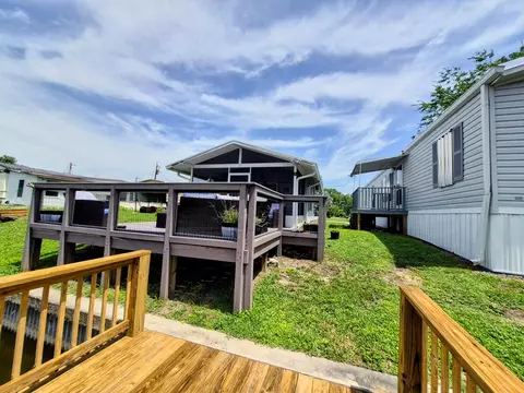 1040 12th St, Okeechobee, FL 34974 photo 2