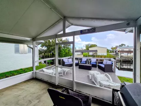 1040 12th St, Okeechobee, FL 34974 photo 4