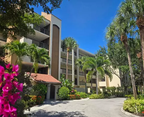 955 Egret Cir #501, Delray Beach, FL 33444