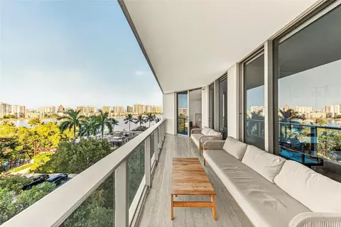 17301 Biscayne Blvd #506, North Miami Beach, FL 33160