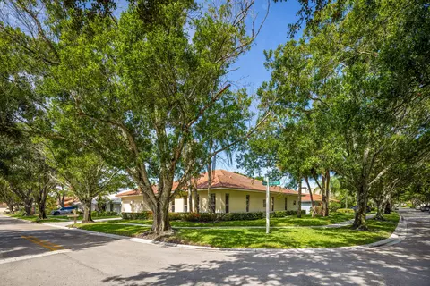 Other - 18951 Painted Leaf Ct, Jupiter, FL 33458 photo 3 of 18