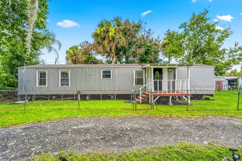 5133 Melissa Ln, Fort Pierce, FL 34946
