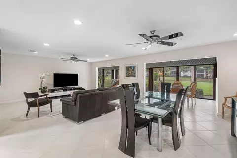 33 Southport Ln #A, Boynton Beach, FL 33436