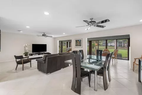 33 Southport Ln #A, Boynton Beach, FL 33436