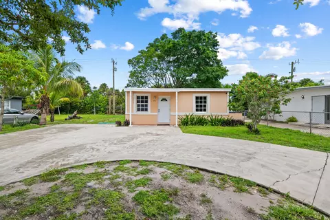1808 NW 24th Ter, Fort Lauderdale, FL 33311