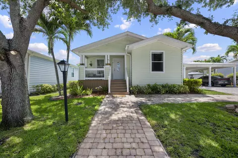 2555 Meadow Ln W Blvd # 41, Palm Beach Gardens, FL 33410