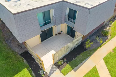 View/Area - 3124 SE Brook St, Stuart, FL 34997 photo 1 of 5