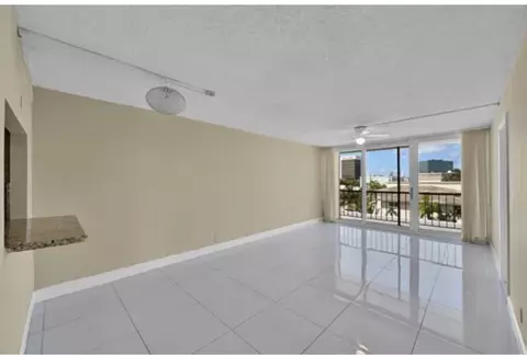 4501 NE 21st Ave #412, Fort Lauderdale, FL 33308