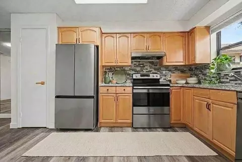 3405 Emerald Oaks Dr #207, Hollywood, FL 33021