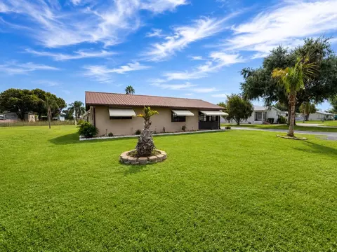 Exterior - 1095 Chobee Loop, Okeechobee, FL 34974 photo 2 of 7