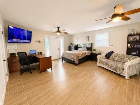 Bedroom - 1095 Chobee Loop, Okeechobee, FL 34974 photo 2 of 2