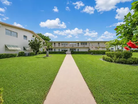 43 Berkshire B, West Palm Beach, FL 33417