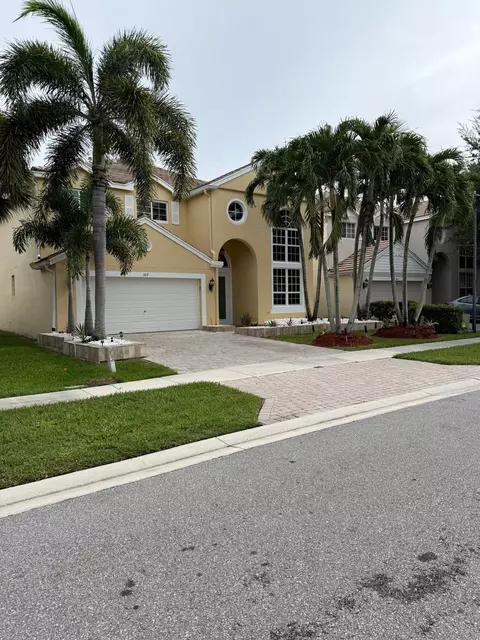 307 Berenger Walk, Royal Palm Beach, FL 33414