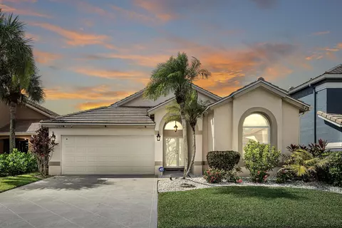 7369 Ashley Shores Cir, Lake Worth, FL 33467