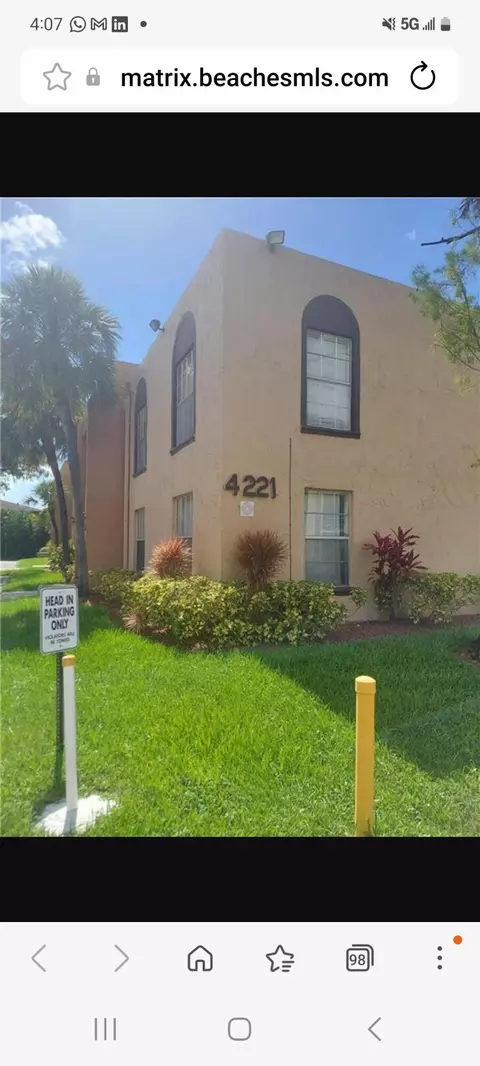 4221 NW 19th St NW #296, Lauderhill, FL 33313