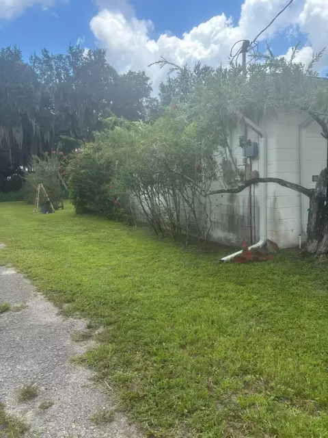 Exterior - 7737 Big Mac Dr, Sebring, FL 33876 photo 5 of 10