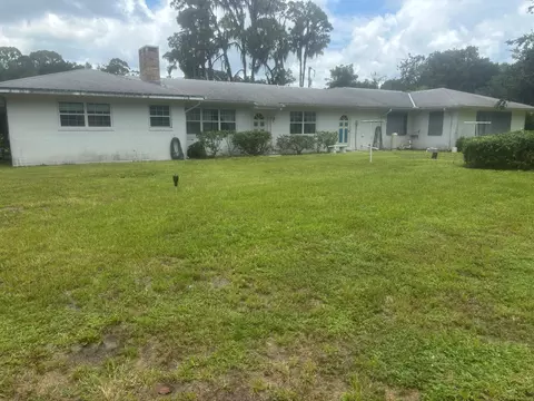 Exterior - 7737 Big Mac Dr, Sebring, FL 33876 photo 7 of 10