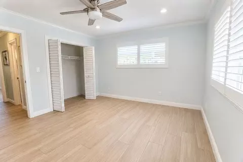 Bedroom - 2832 NE 34th St, Lighthouse Point, FL 33064 photo 4 of 7