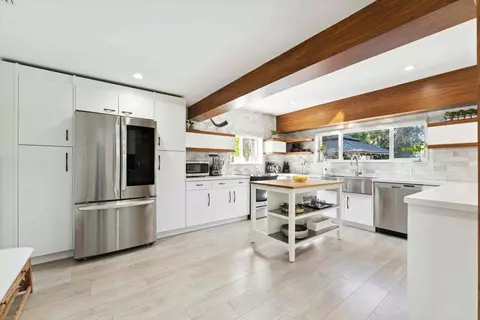 Kitchen - 2205 NE 30th St, Lighthouse Point, FL 33064 photo 1 of 5