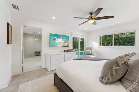 Bedroom - 2205 NE 30th St, Lighthouse Point, FL 33064 photo 3 of 6