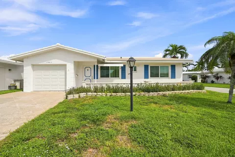 1901 SW 17th St, Boynton Beach, FL 33426