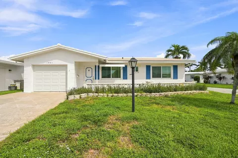 1901 SW 17th St, Boynton Beach, FL 33426