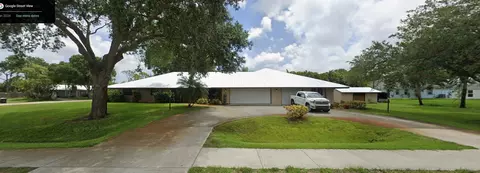 2381 SW Bayshore Blvd, Port Saint Lucie, FL 34984