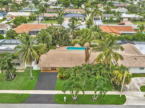 11 Forest Hills Ln, Boca Raton, FL 33431