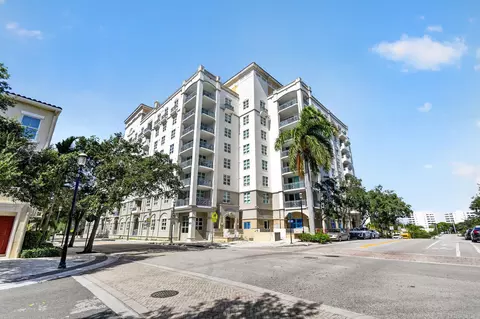403 S Sapodilla Ave #612, West Palm Beach, FL 33401