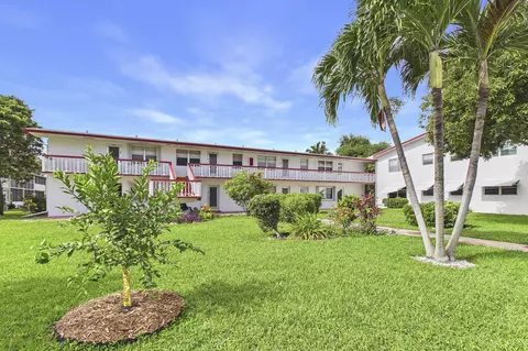 272 Northampton N, West Palm Beach, FL 33417