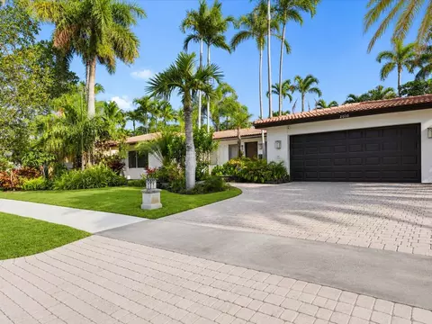 2010 NE 59th Pl, Fort Lauderdale, FL 33308