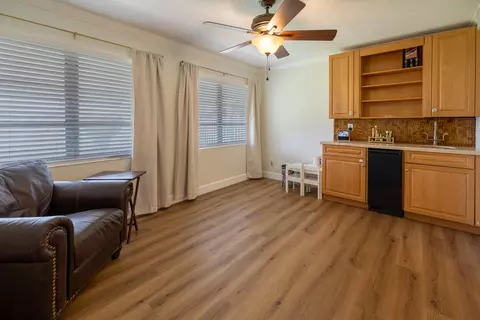 Living - 2038 SE Monroe St, Stuart, FL 34997 photo 3 of 4