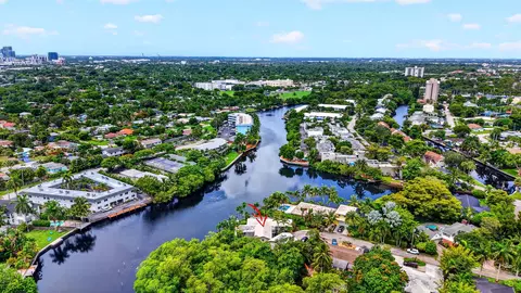 1948 NE 7th Ter, Wilton Manors, FL 33305
