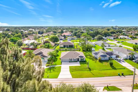 2865 SW Savona Blvd, Port Saint Lucie, FL 34953