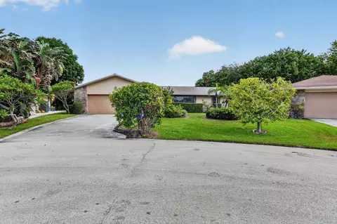 999 NW 23rd Ln, Delray Beach, FL 33445